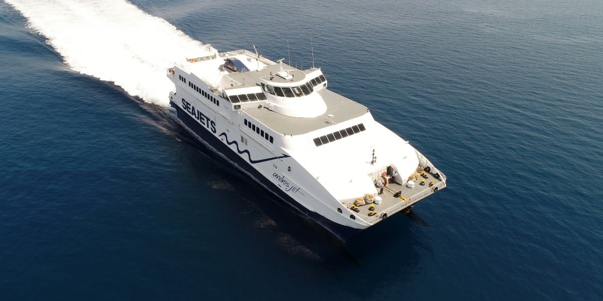 Andros Jet